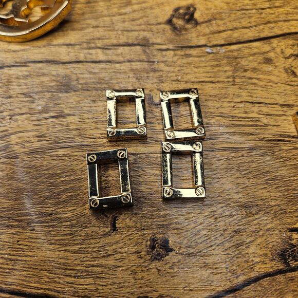 Tory Burch gold buckle leather strap medallion crafting hardware - Picture 5 of 13